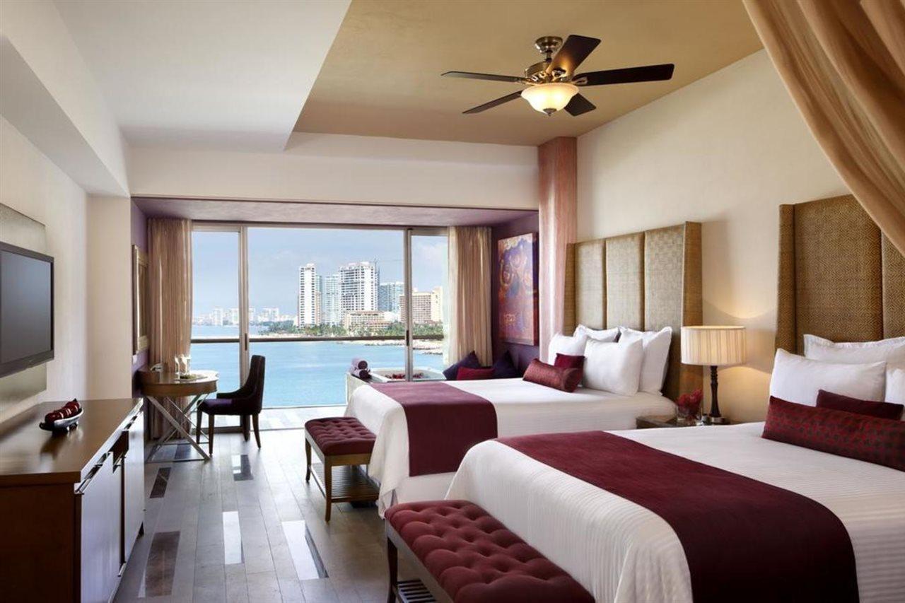 Secrets Vallarta Bay Resort & Spa - Adults Only Puerto Vallarta Bagian luar foto